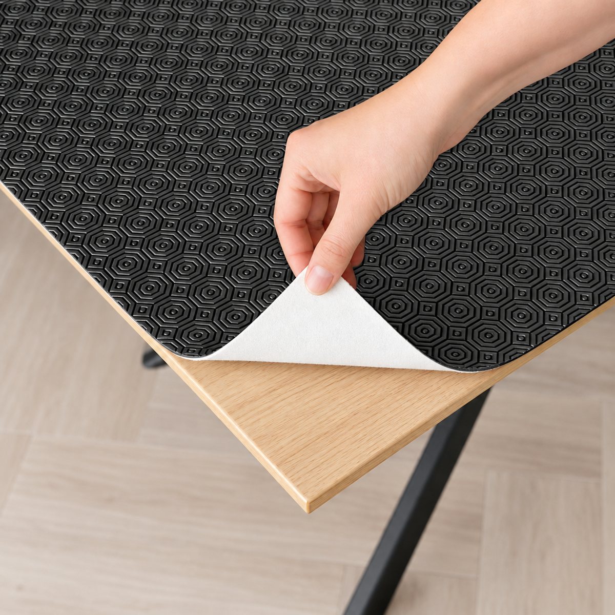 Protège-table Leather Plus noir — dessus PVC, envers non-tissé